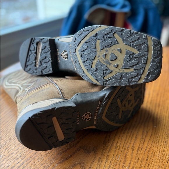 Ariat Women’s Cowboy Work Boots - Picture 10 of 10